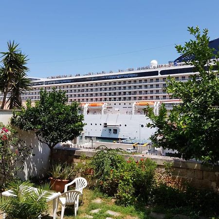 Appartamento La Casa Sul Porto Brindisi Esterno foto