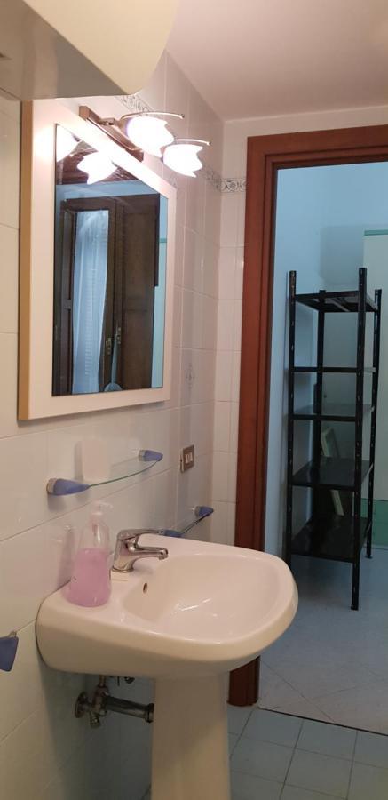 Appartamento La Casa Sul Porto Brindisi Esterno foto