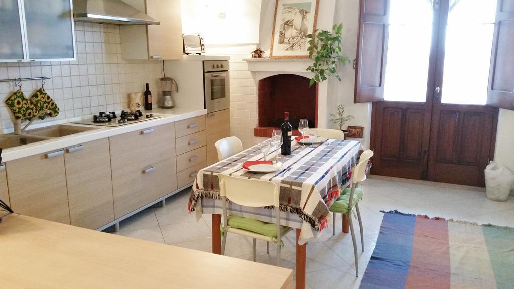Appartamento La Casa Sul Porto Brindisi Esterno foto